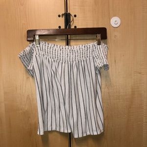 American Eagle Off-the-Shoulder Short Sleeve